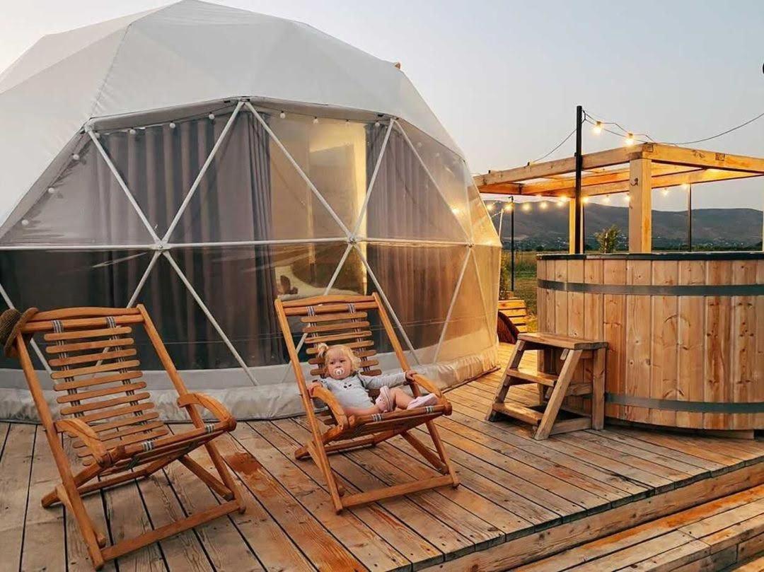 Jewelberry Glamping Hotel Tbilisi Mtsʼkhetʼa Dış mekan fotoğraf