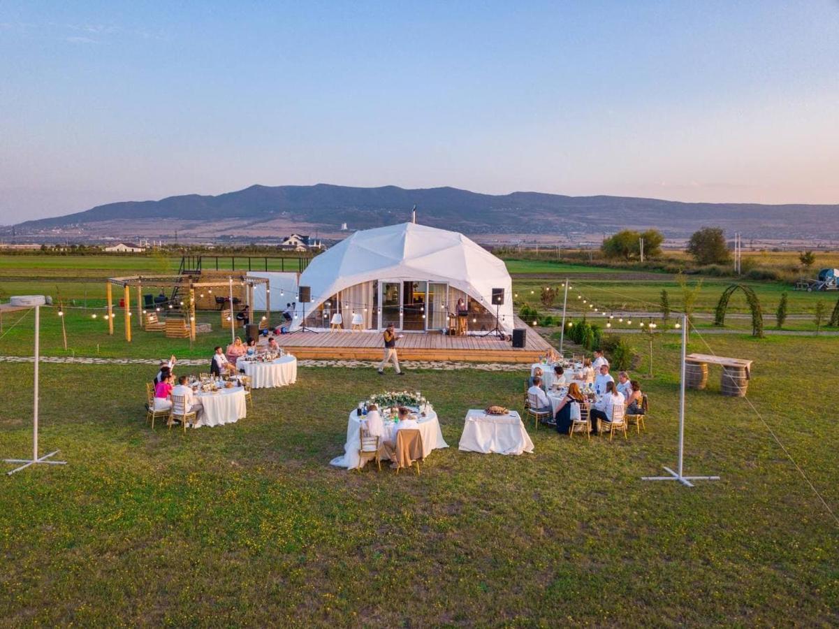 Jewelberry Glamping Hotel Tbilisi Mtsʼkhetʼa Dış mekan fotoğraf