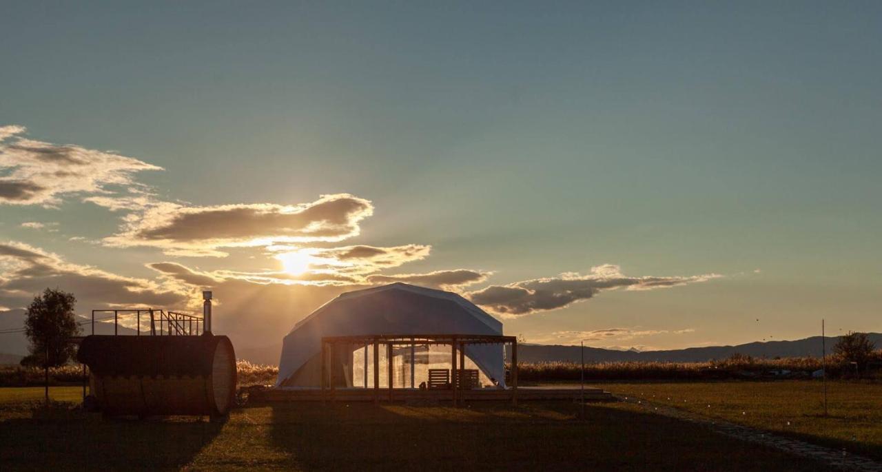 Jewelberry Glamping Hotel Tbilisi Mtsʼkhetʼa Dış mekan fotoğraf