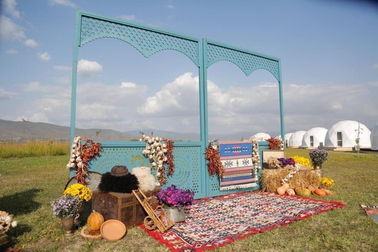 Jewelberry Glamping Hotel Tbilisi Mtsʼkhetʼa Dış mekan fotoğraf