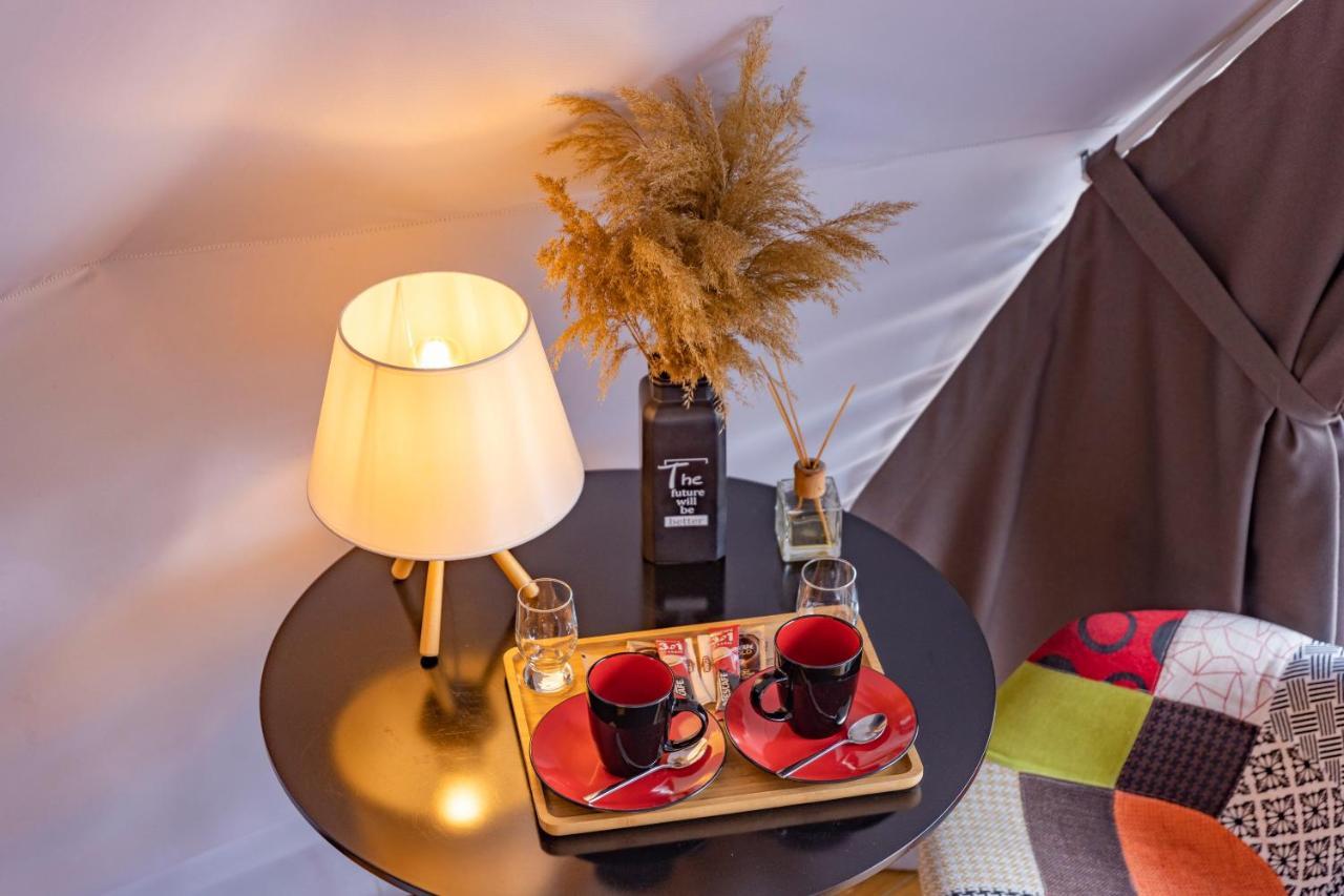 Jewelberry Glamping Hotel Tbilisi Mtsʼkhetʼa Dış mekan fotoğraf