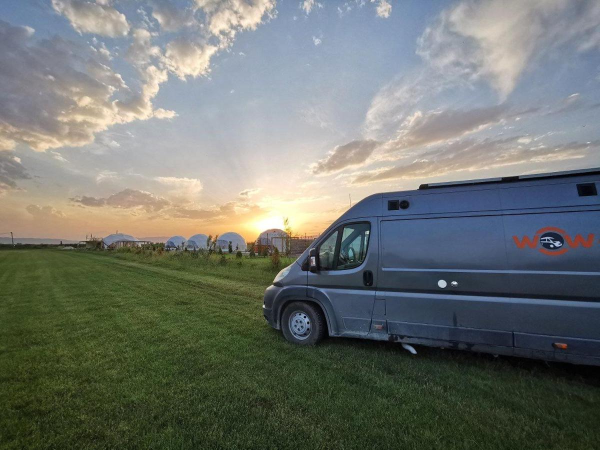 Jewelberry Glamping Hotel Tbilisi Mtsʼkhetʼa Dış mekan fotoğraf