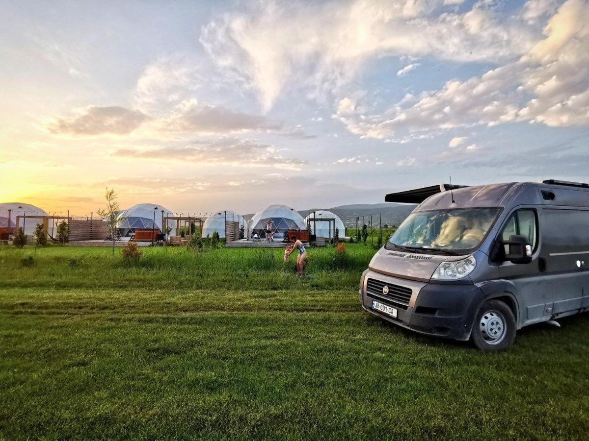 Jewelberry Glamping Hotel Tbilisi Mtsʼkhetʼa Dış mekan fotoğraf