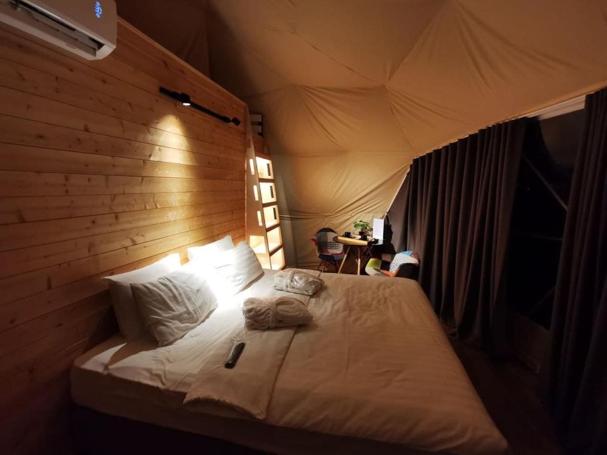 Jewelberry Glamping Hotel Tbilisi Mtsʼkhetʼa Dış mekan fotoğraf